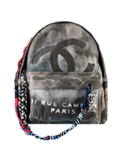 Kristen Stewart - Chanel Graffiti Backpack - worth $3,400 US! OMG! - My  Australian KStew & Rob Patz Collection!
